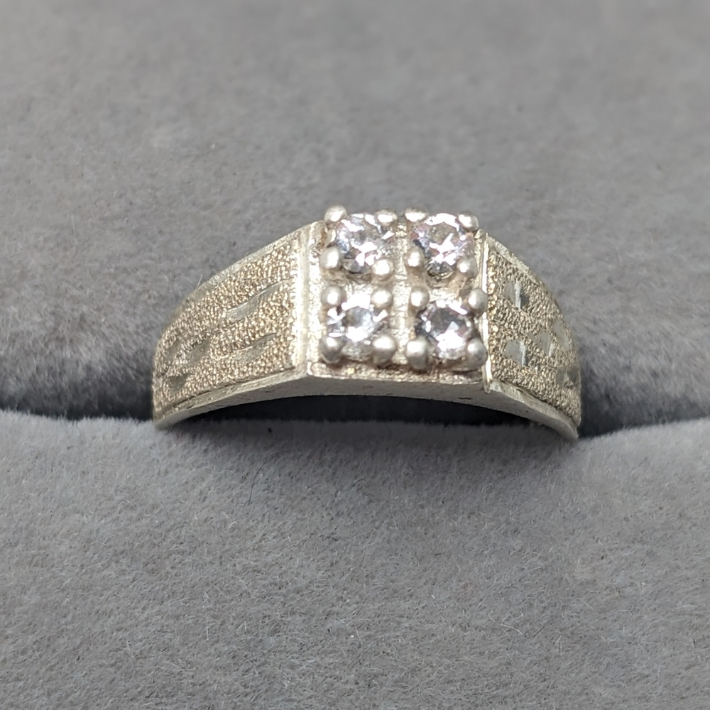 New Silver Cubic Cluster Ring Size 4.5 Dainty Gemstone STR Resizable